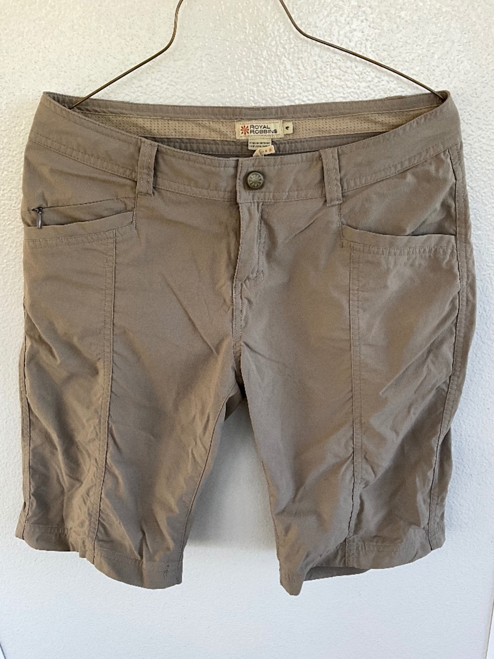 Royal Robbins Womens Size 4 Tan Hiking Shorts